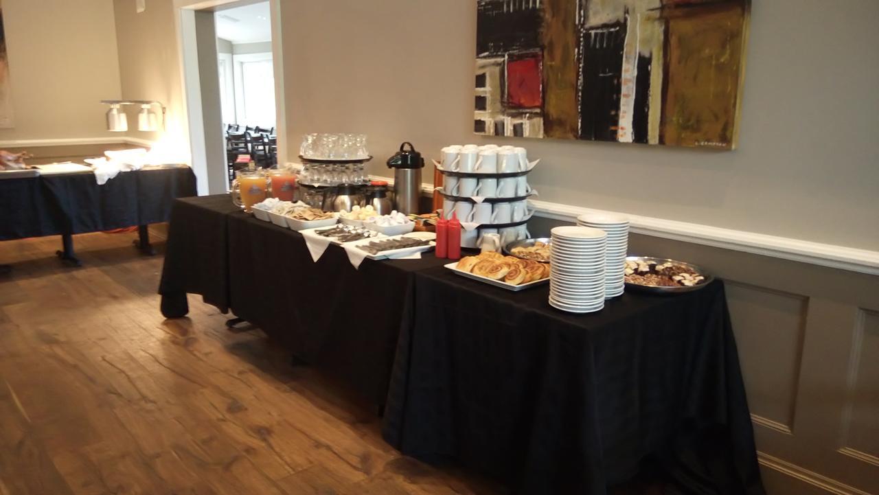 Patterson-Kaye Resort And Spa Bracebridge Bagian luar foto